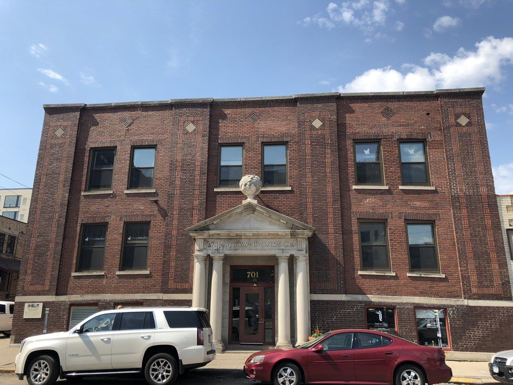 Sherwin Williams Building: 701 3rd Street North, Minneapolis, MN 55401